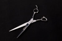 True Iconic Blaze Straight Shear Length: 7"